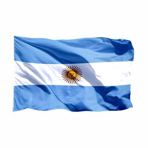 Oferta de Bandera Argentina 75X120Cm Con Tiras por $999 en Easy