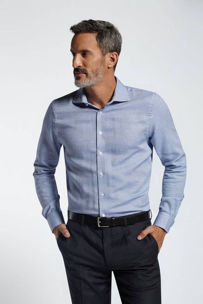 Oferta de Camisa de Vestir Regular Fit Azul Francia por $4398,8 en Macowens