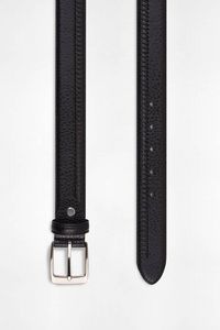 Oferta de Cinturón de vestir doble costura negro por $4299 en Macowens