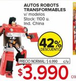 Oferta de Autos robots transformables por $3990 en Carrefour Maxi